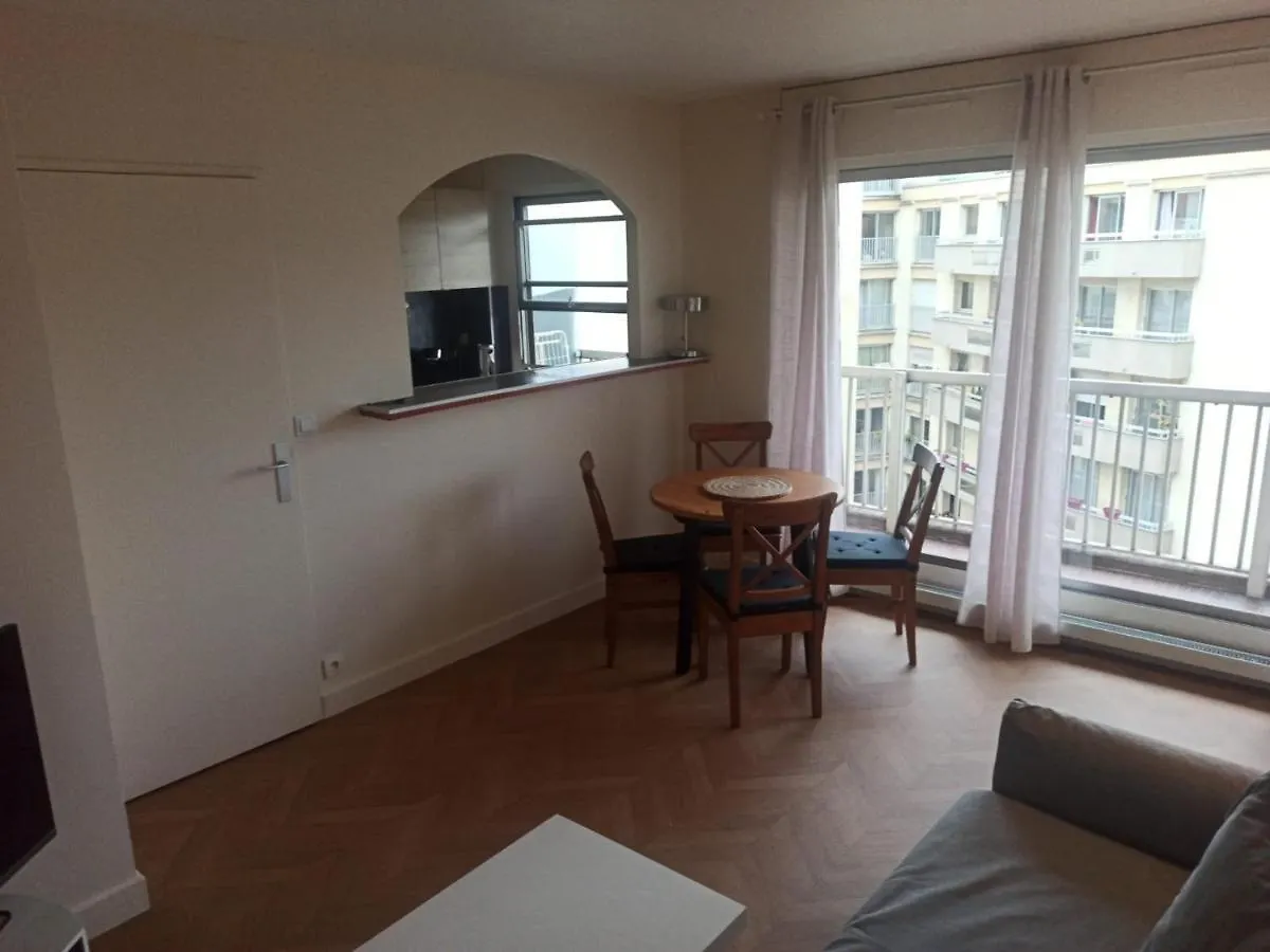 Paris 2 Pieces Renove Apartment France