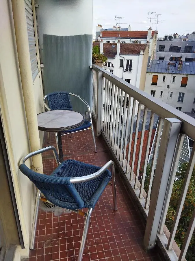 Paris 2 Pieces Renove Apartment France
